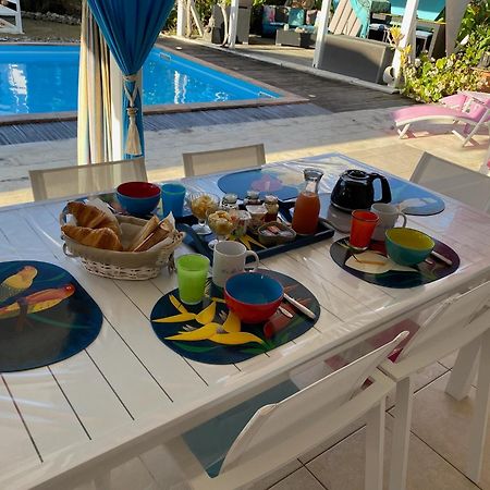 Au Bel'Vue Chez Sandrine "Gite & Chambre D'Hotes" Le Moule Esterno foto